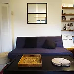 Charming Apartment In Belleville