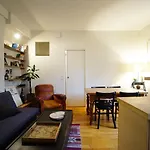 Charming Apartment In Belleville