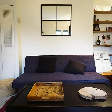 Apartment Charming Apartment In Belleville Paris